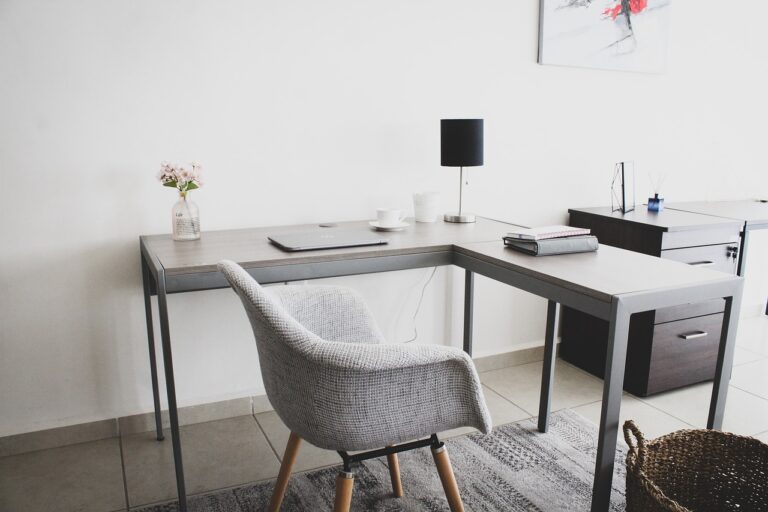 Optimizing Feng Shui Office Desk Placement